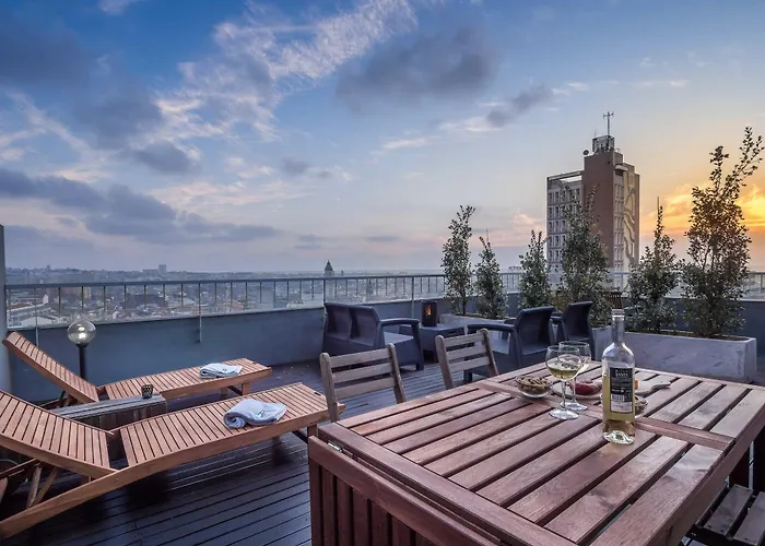 Feel Panoramic Townhouse Oporto