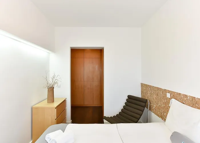 Feel Panoramic Townhouse *